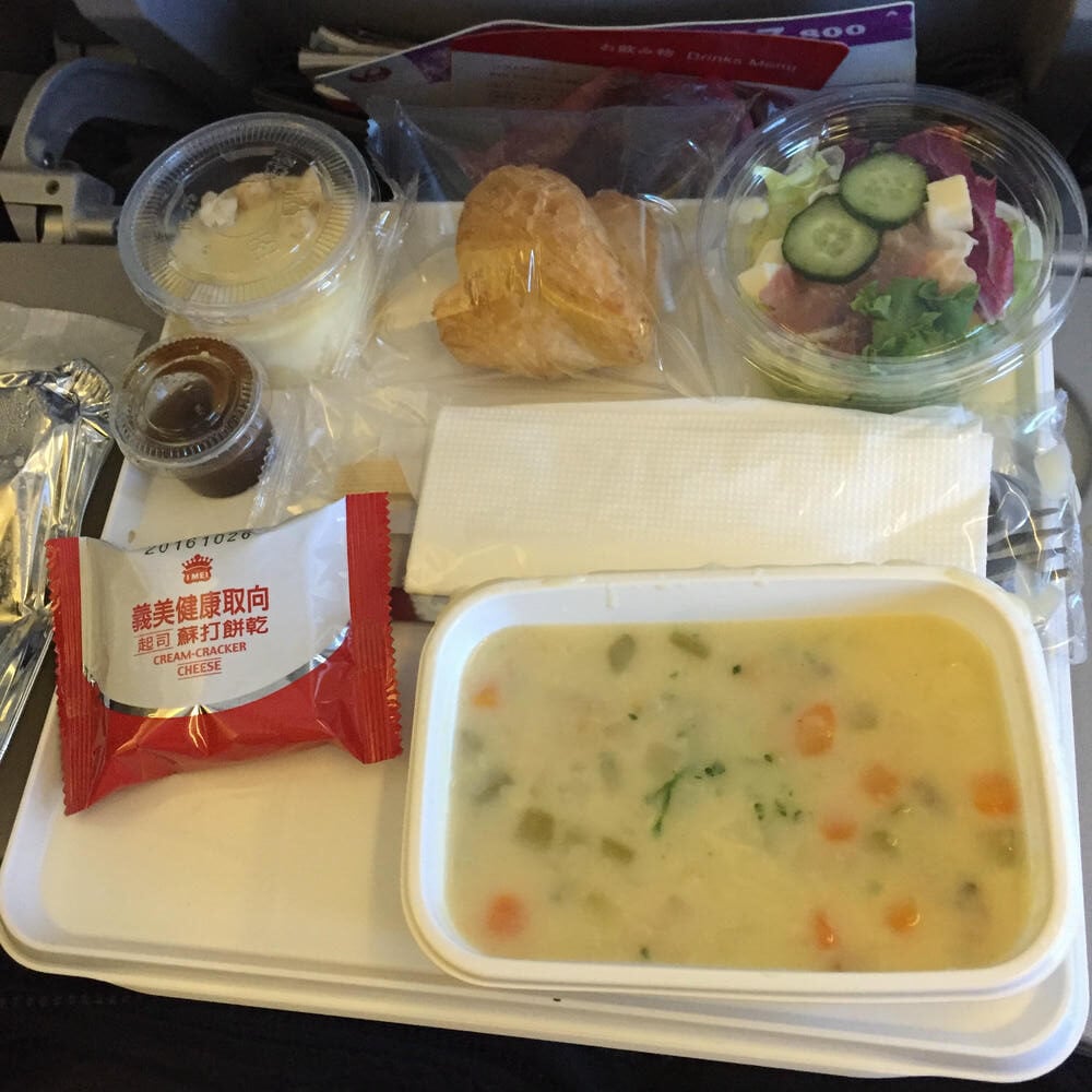 日本航空經濟艙