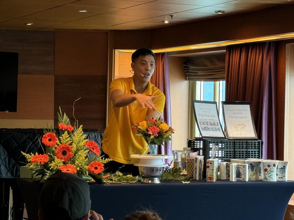 荷美郵輪