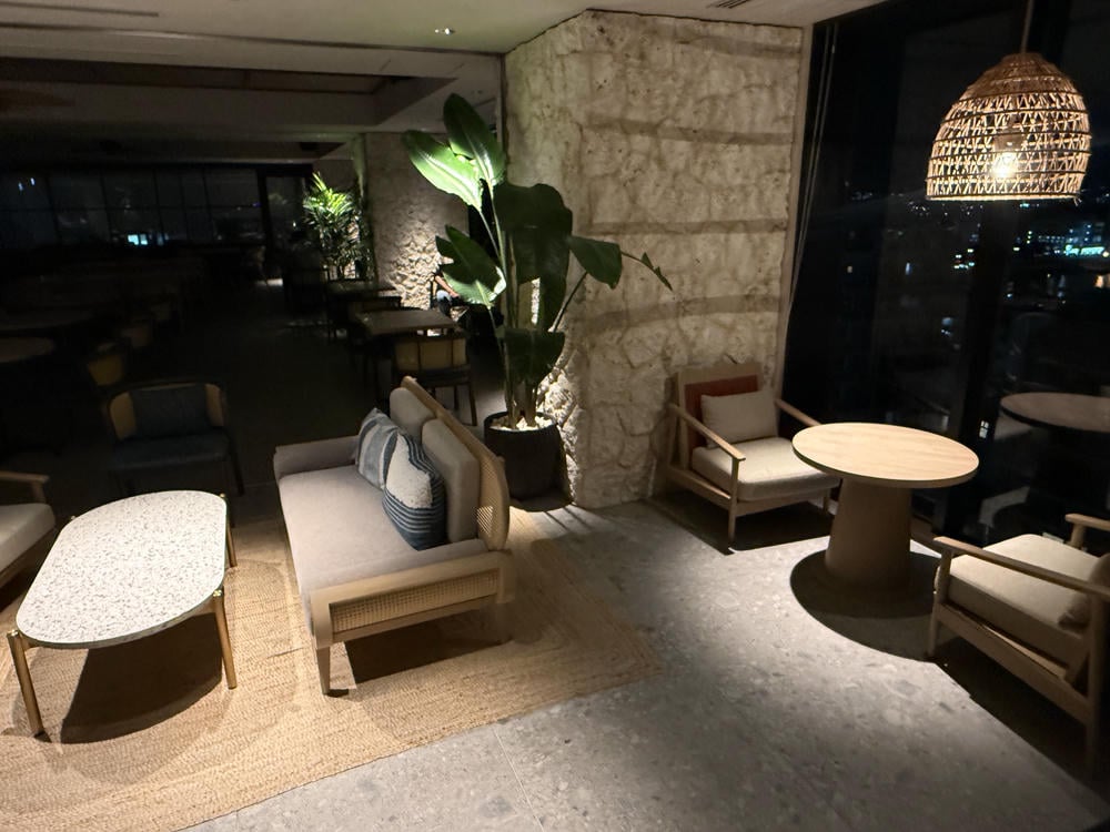 THE NEST naha